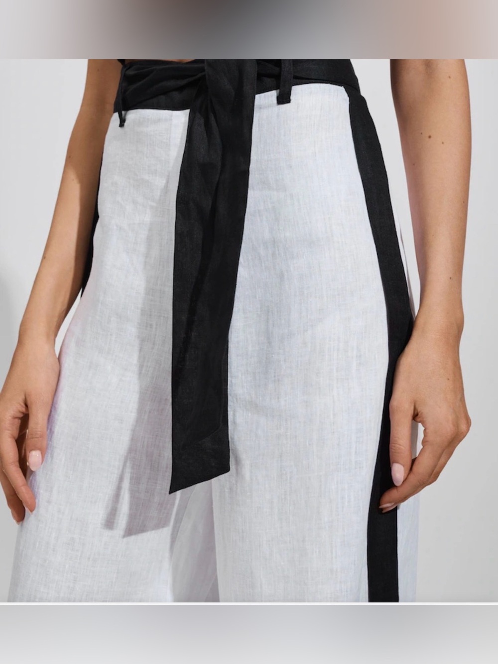 REISS White Wide-Leg Pants with Black Trim and Tie Waist - Picture 2 of 6